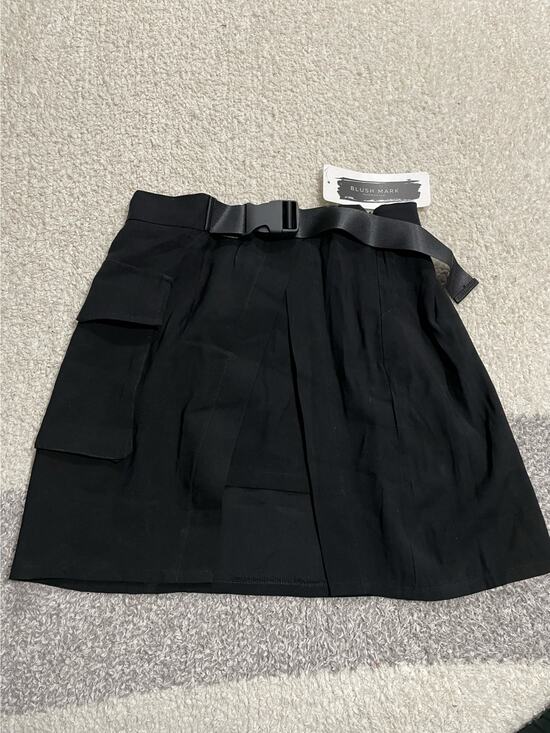 Blush Mark Dresses & Skirts - NWT Blushmark Women's Size Medium Starstruck Skirt Black